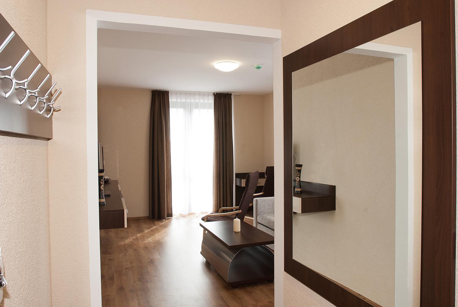 Ezuesthid Hotel Veszprém Exterior photo